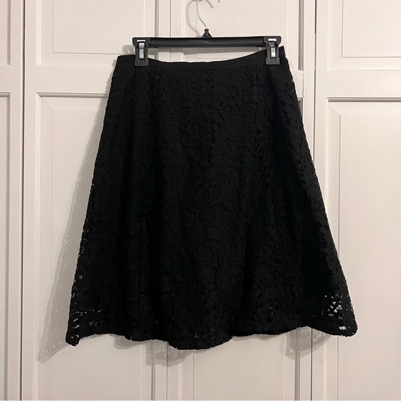 Lace Midi-Skirt - Picture 5 of 5